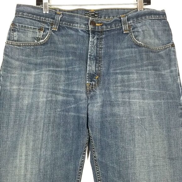 Vintage Levi's 559 Jeans Men's 36 32 Relaxed Stretch Denim 5 Pocket Distressed - Picture 2 of 11